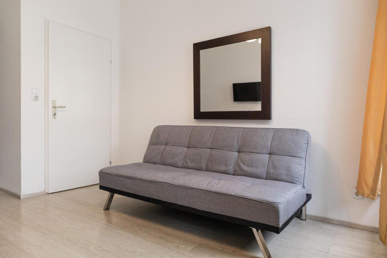 Pleasant 2Br - Perfect For Long Stays Виена Екстериор снимка