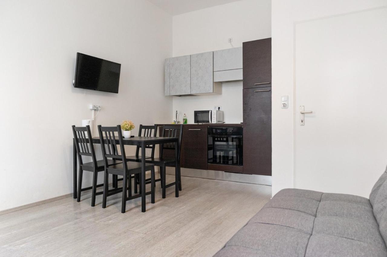 Pleasant 2Br - Perfect For Long Stays Виена Екстериор снимка